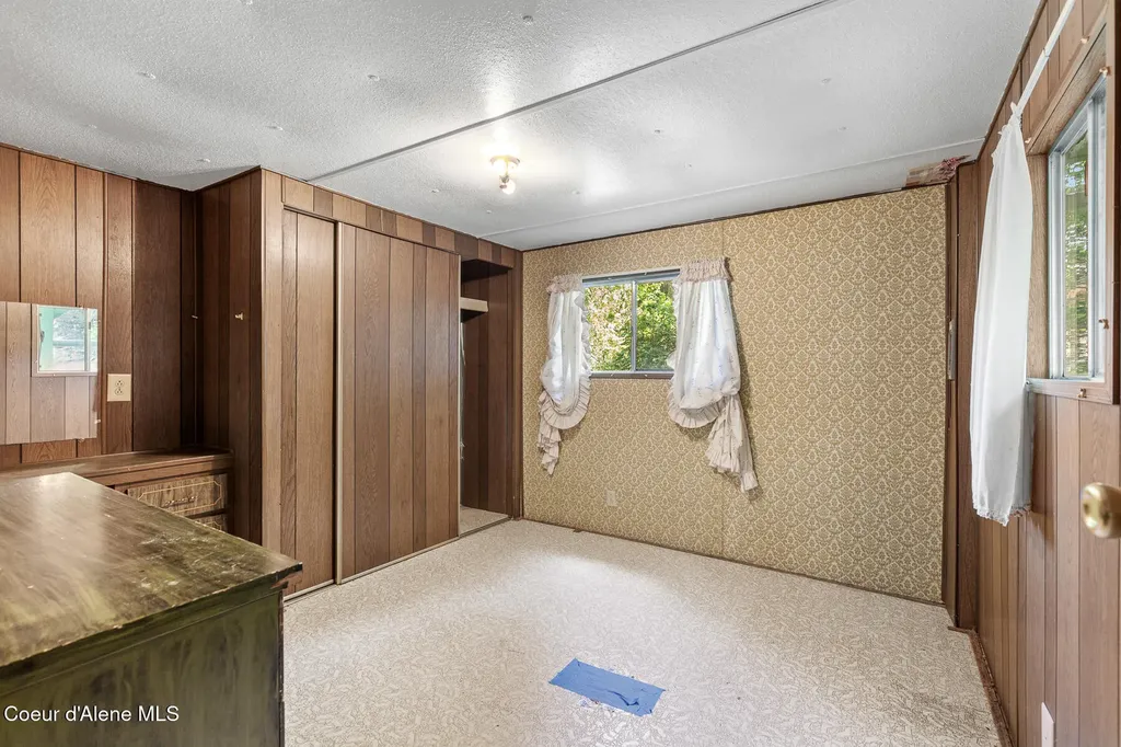 20791 S Cave Bay Road Worley ID 83876