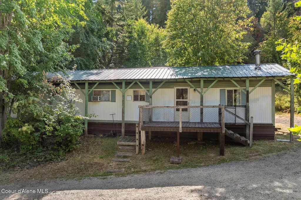20791 S Cave Bay Road Worley ID 83876