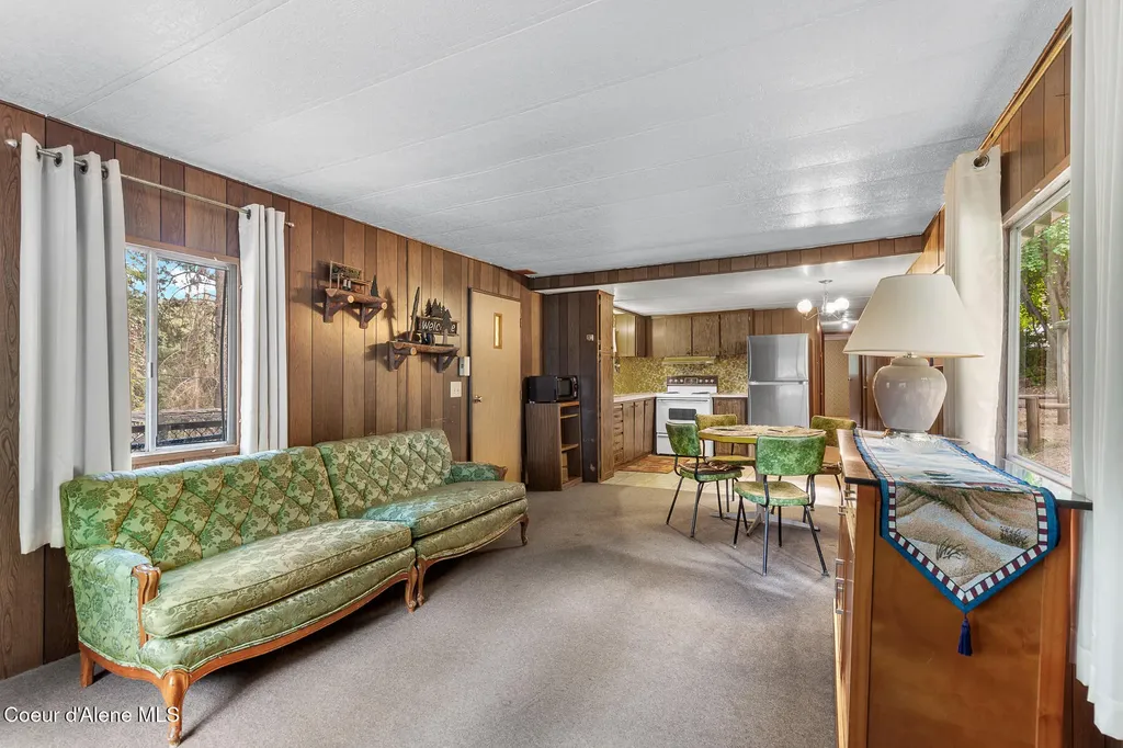 20791 S Cave Bay Road Worley ID 83876