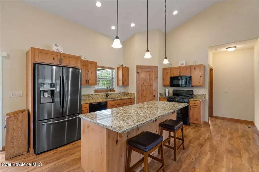 458 W Keva Lane Athol ID 83801