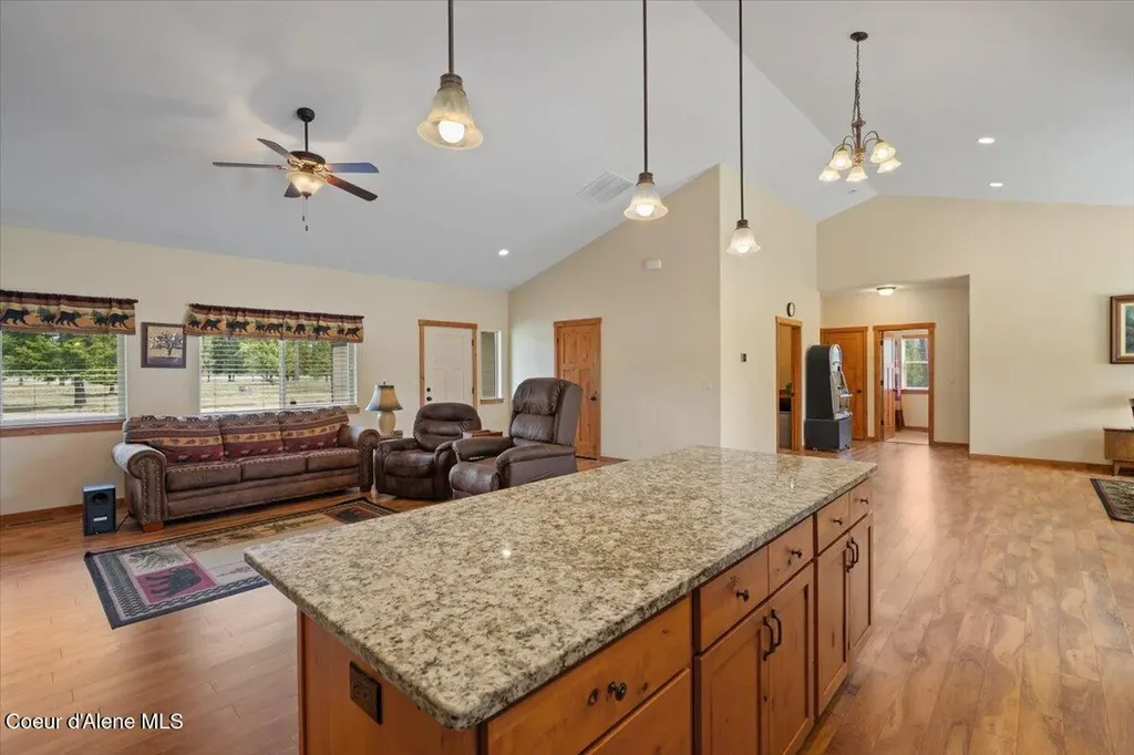 458 W Keva Lane Athol ID 83801