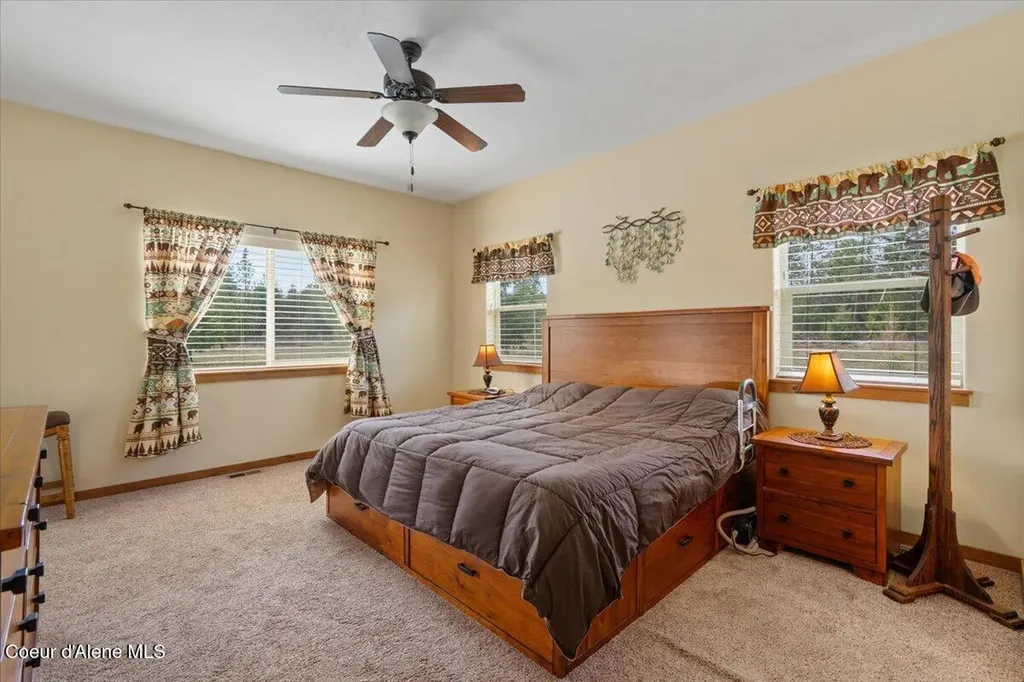 458 W Keva Lane Athol ID 83801