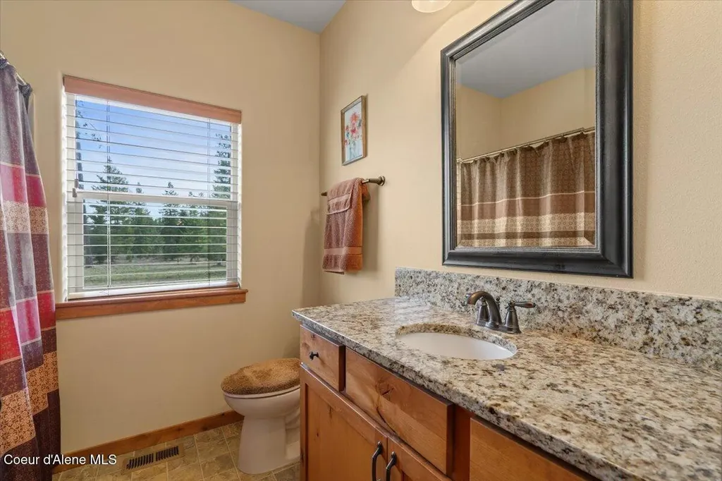 458 W Keva Lane Athol ID 83801
