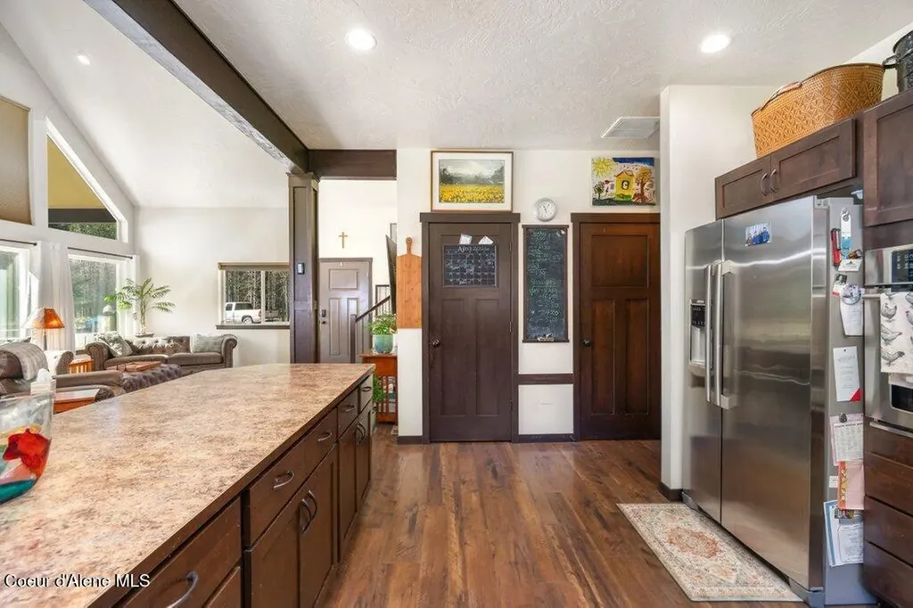 10209 E Snowy Lane Athol ID 83801