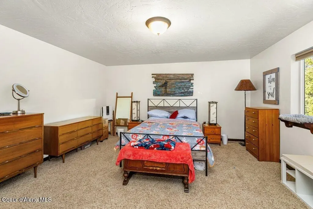 10209 E Snowy Lane Athol ID 83801