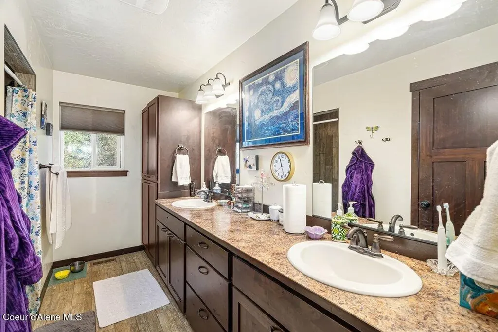 10209 E Snowy Lane Athol ID 83801