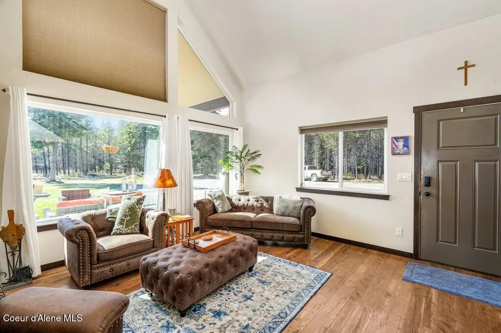 10209 E Snowy Lane Athol ID 83801