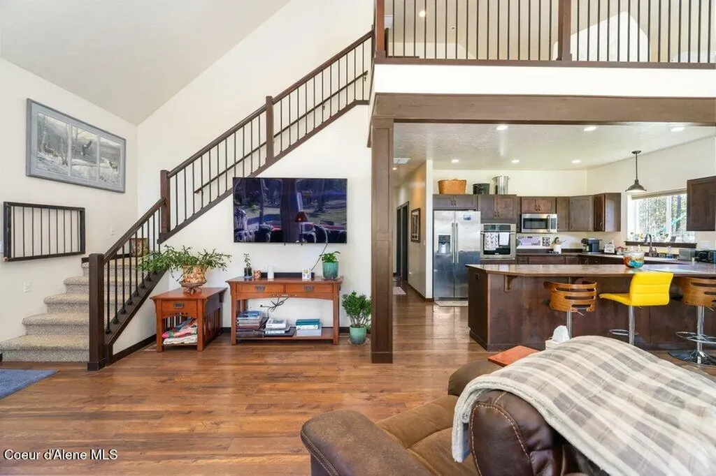 10209 E Snowy Lane Athol ID 83801