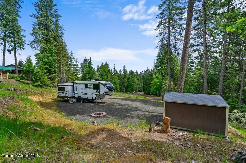 L14 B1 W Florida Circle Worley ID 83876