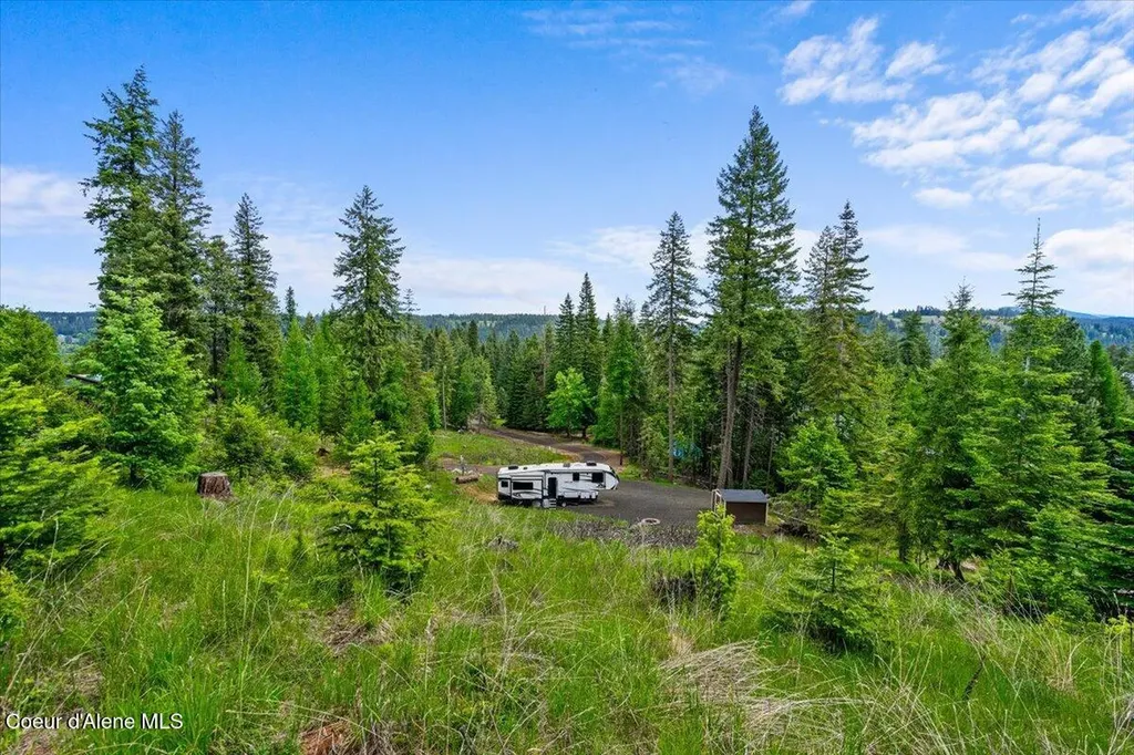 L14 B1 W Florida Circle Worley ID 83876