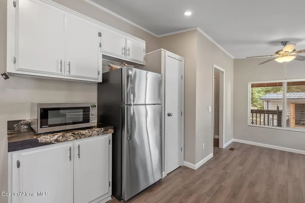 33 Torrens Trail Spirit Lake ID 83869