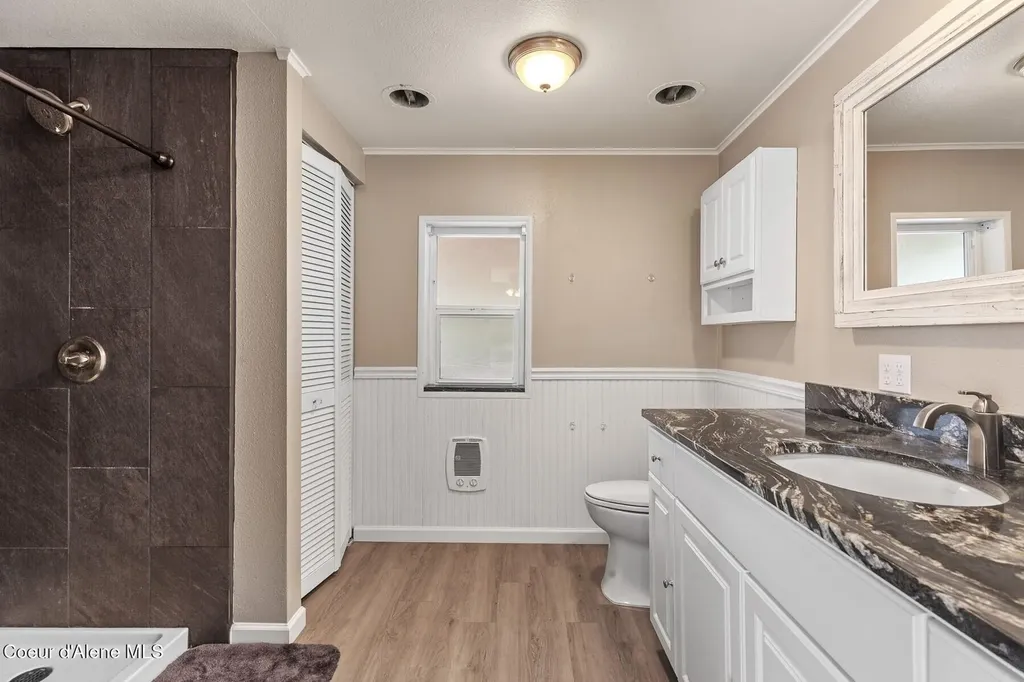 33 Torrens Trail Spirit Lake ID 83869