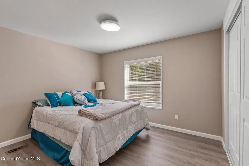 33 Torrens Trail Spirit Lake ID 83869