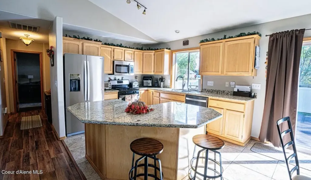 8474 W Colorado Street Rathdrum ID 83858