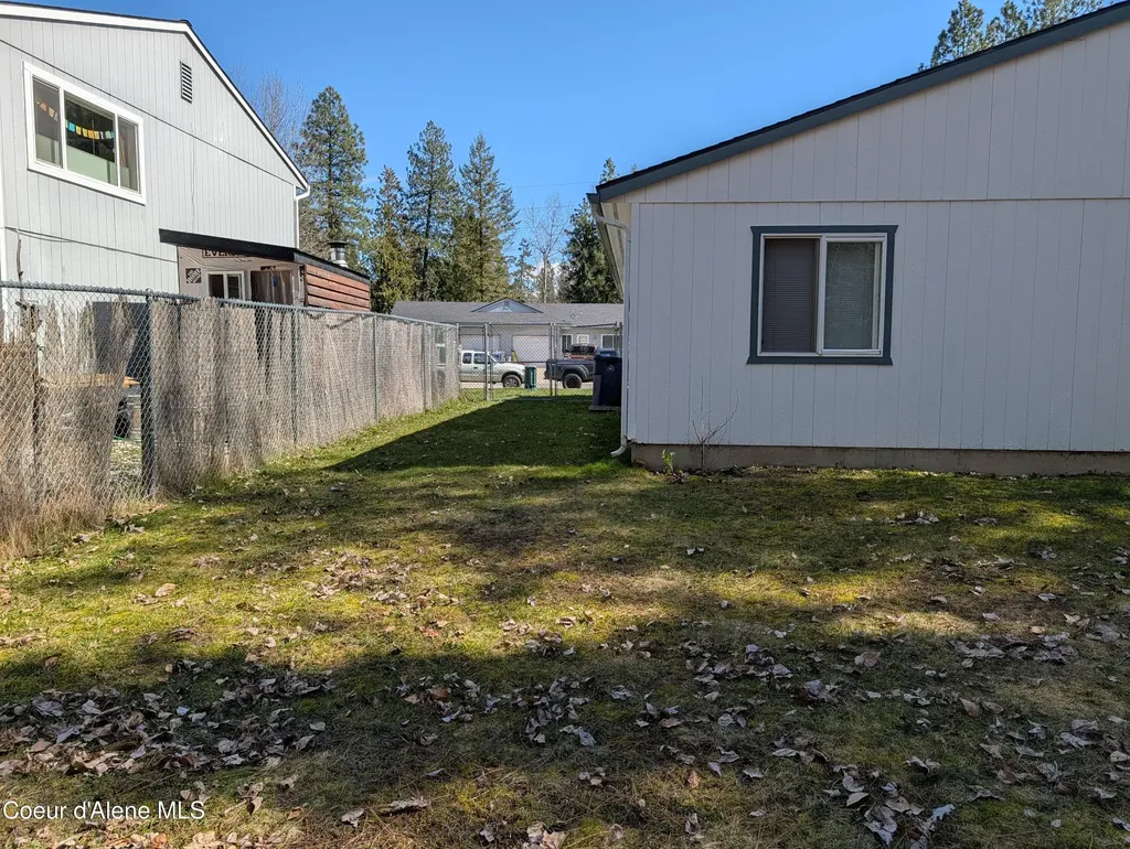 901-903 Hickory Glen Avenue Sandpoint ID 83864