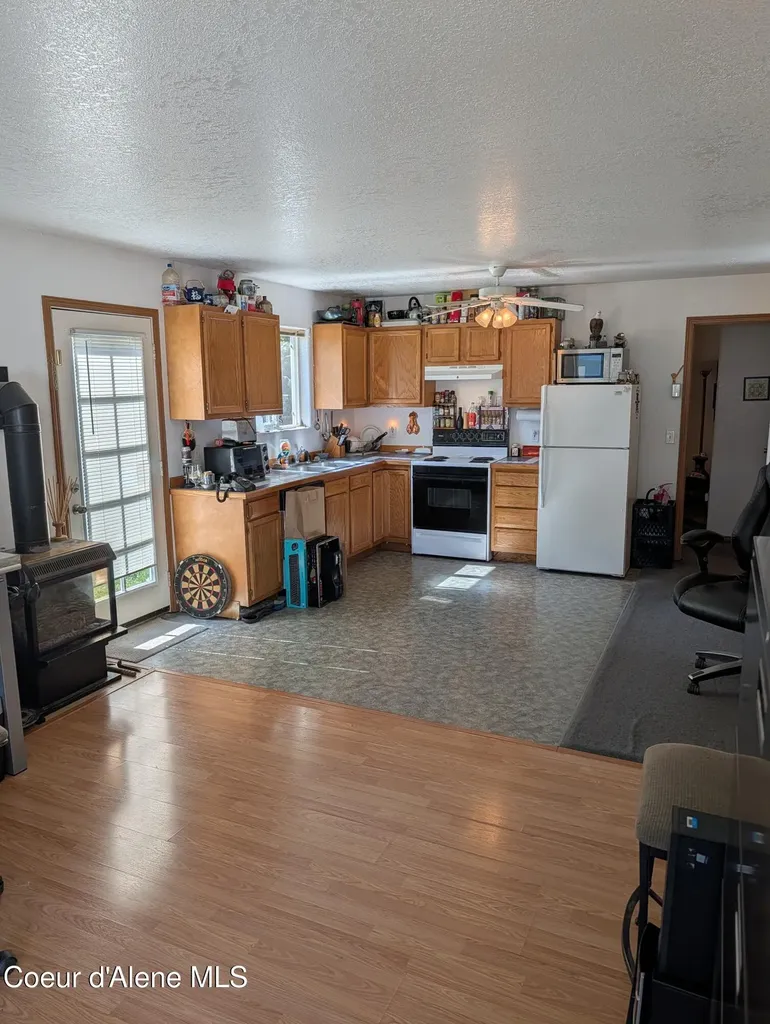 901-903 Hickory Glen Avenue Sandpoint ID 83864