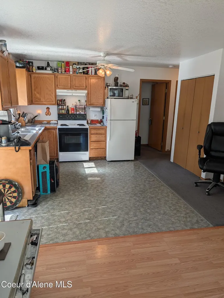 901-903 Hickory Glen Avenue Sandpoint ID 83864