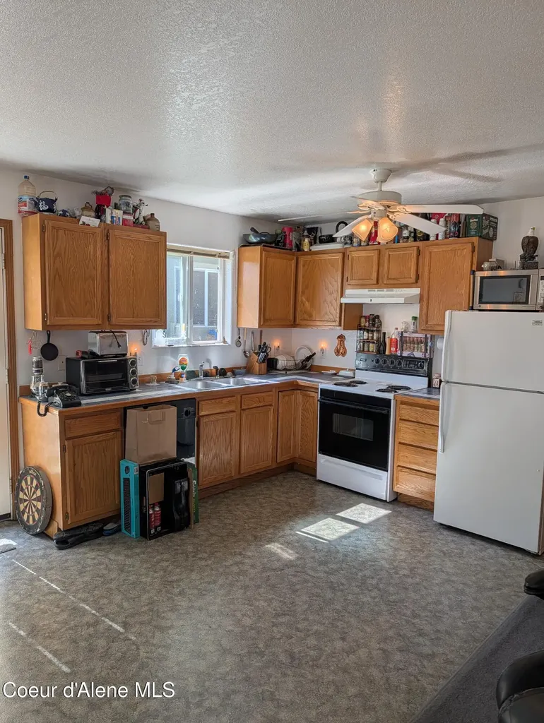 901-903 Hickory Glen Avenue Sandpoint ID 83864
