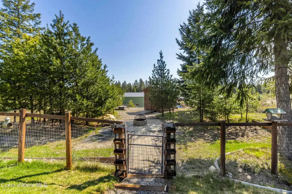 32732 N 14th Avenue Spirit Lake ID 83869