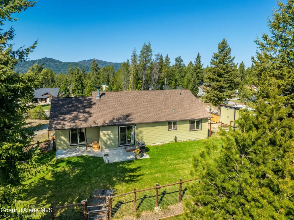 32732 N 14th Avenue Spirit Lake ID 83869