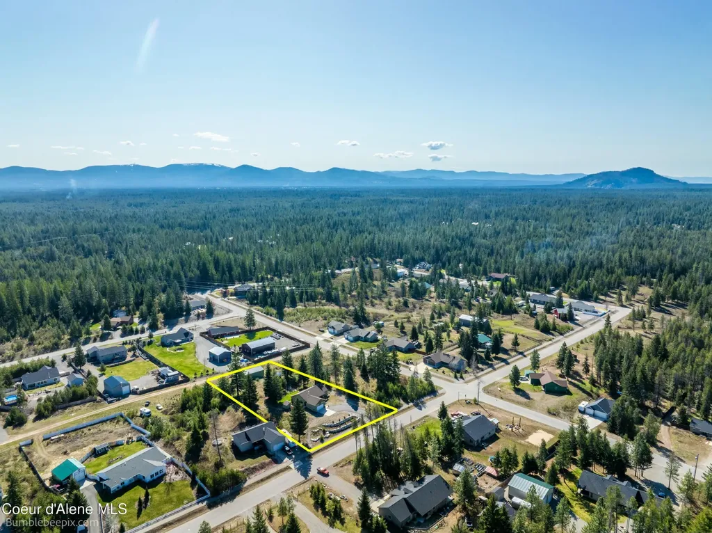 32732 N 14th Avenue Spirit Lake ID 83869