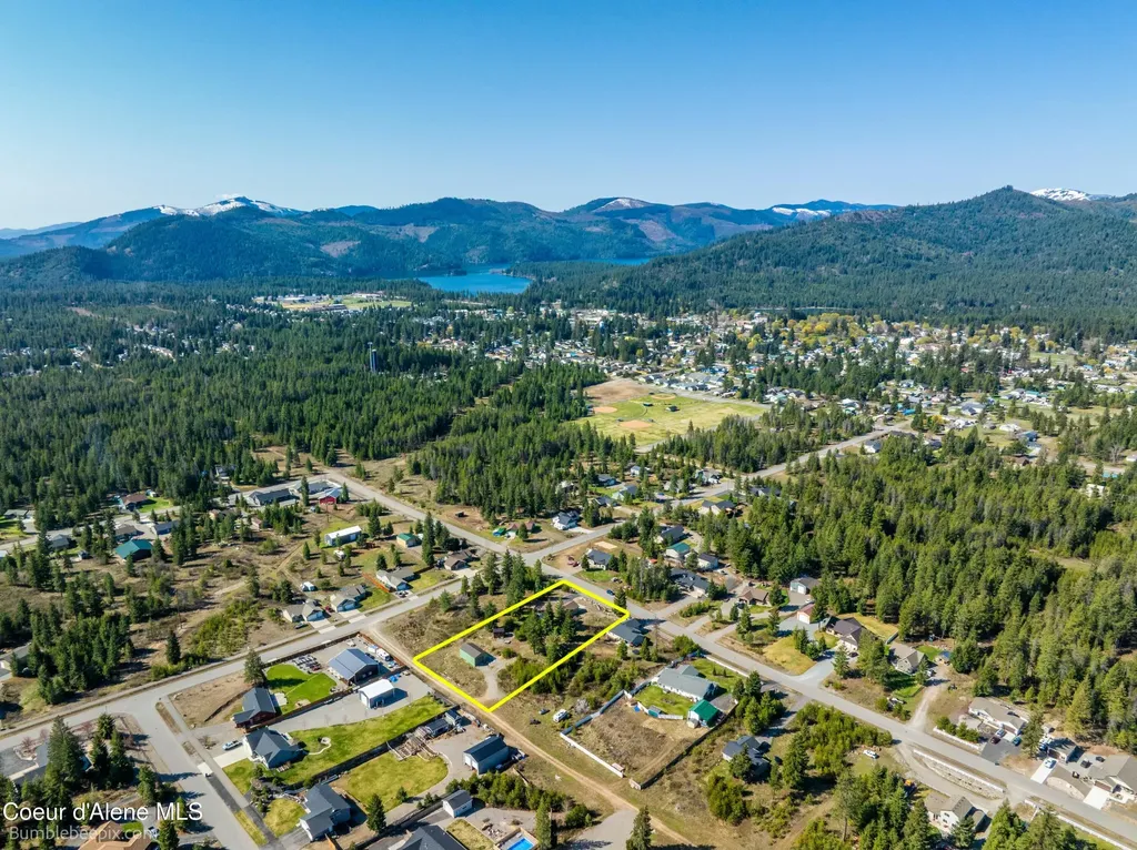 32732 N 14th Avenue Spirit Lake ID 83869