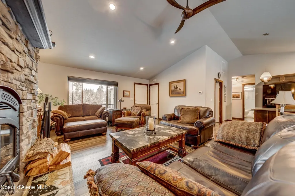 32732 N 14th Avenue Spirit Lake ID 83869