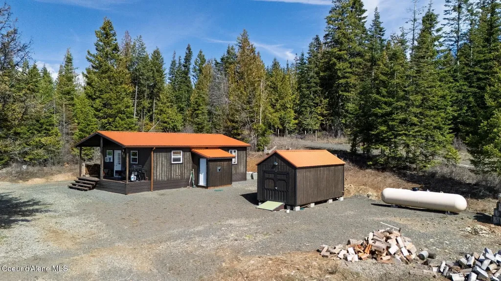 5500 Gold Ridge Road Calder ID 83808
