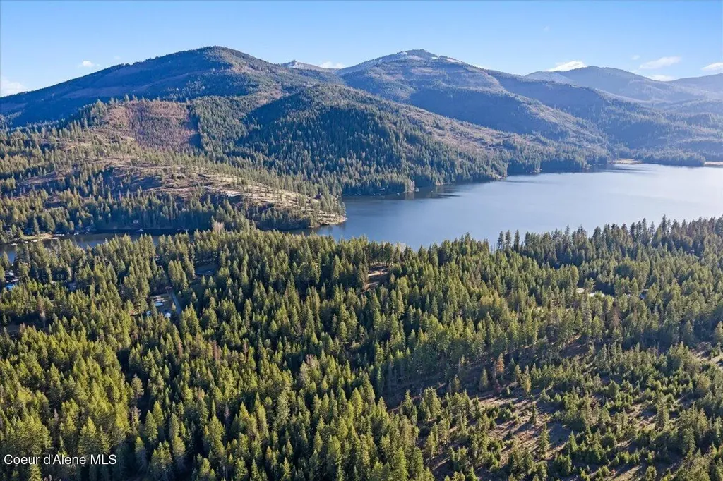 8072 W Radmer Road Rathdrum ID 83858