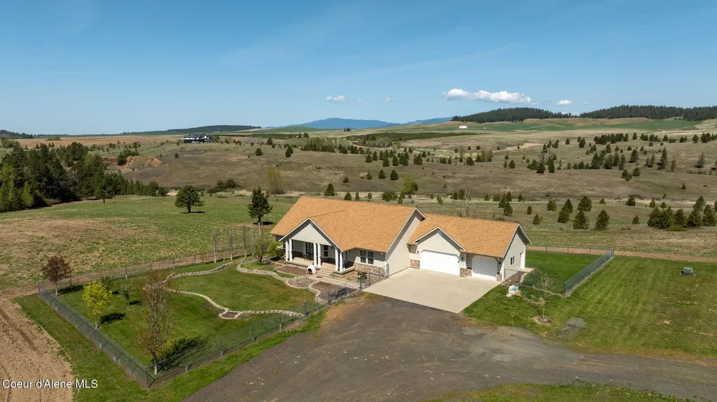 6035 W Conkling Road Worley ID 83876