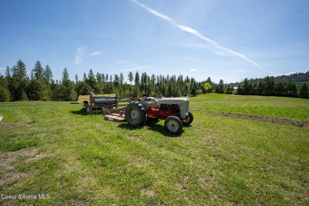 6035 W Conkling Road Worley ID 83876