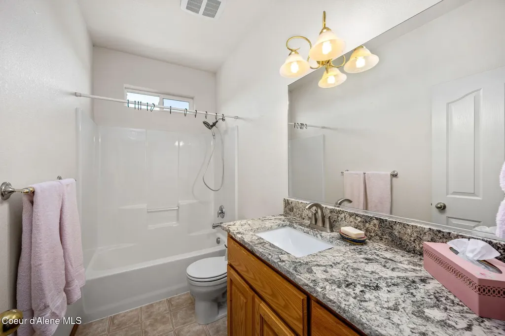 6035 W Conkling Road Worley ID 83876