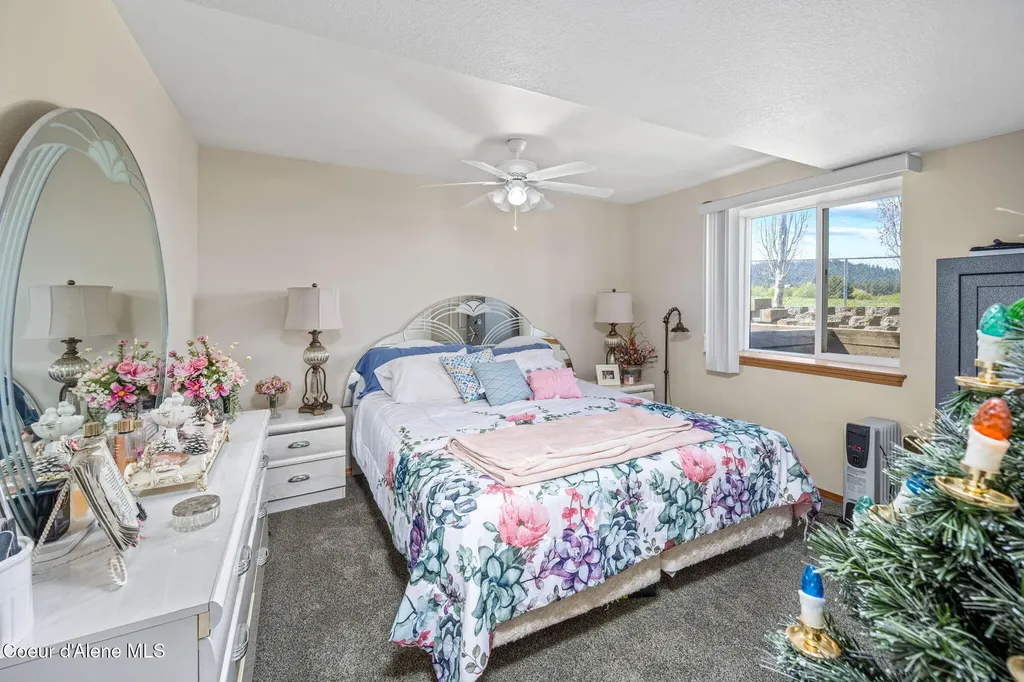 6035 W Conkling Road Worley ID 83876