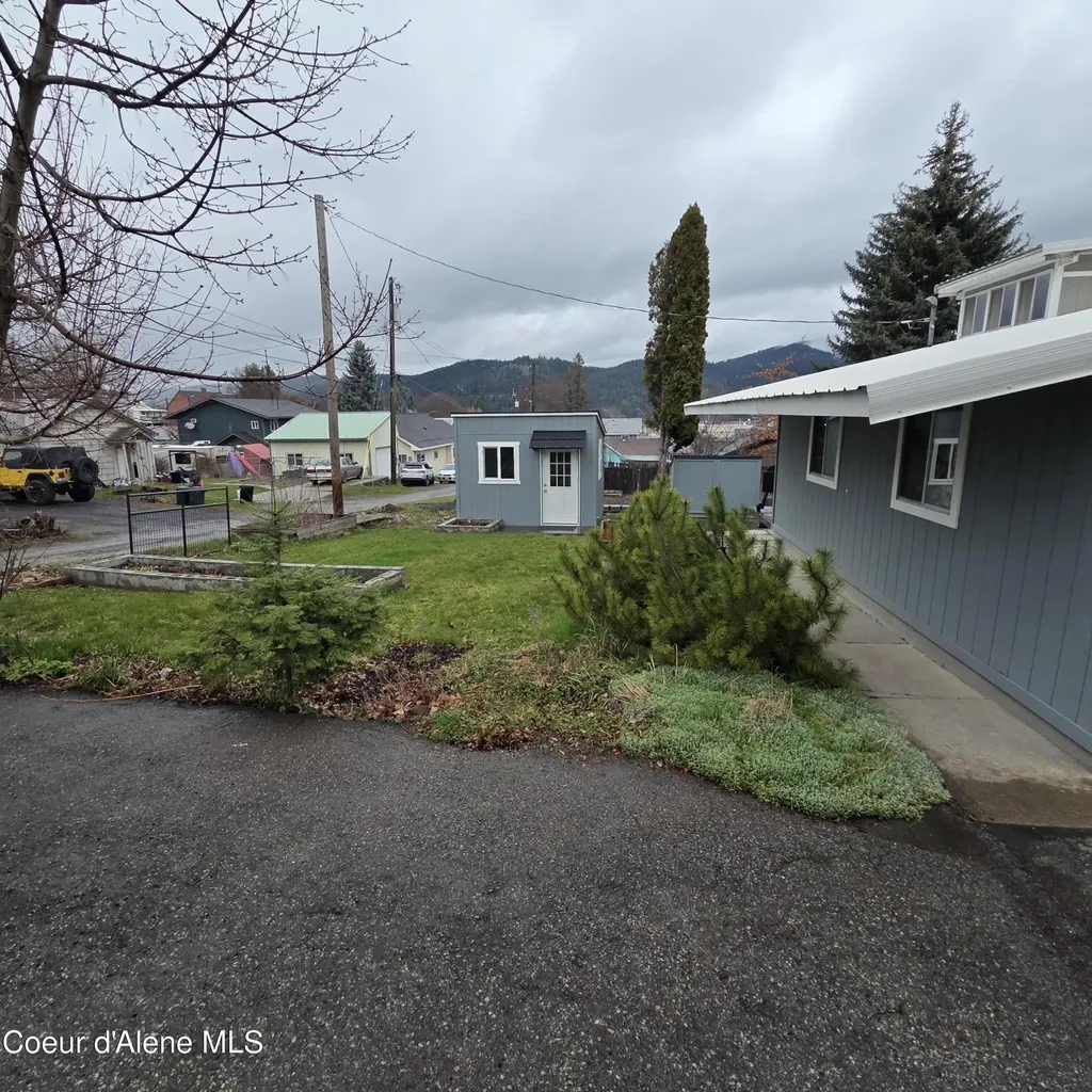 429 S 8th Street St. Maries ID 83861