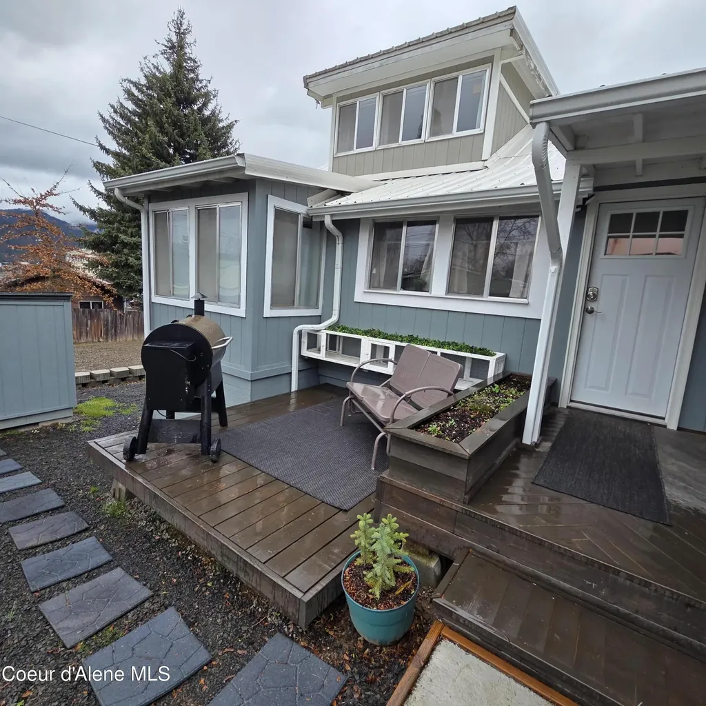 429 S 8th Street St. Maries ID 83861