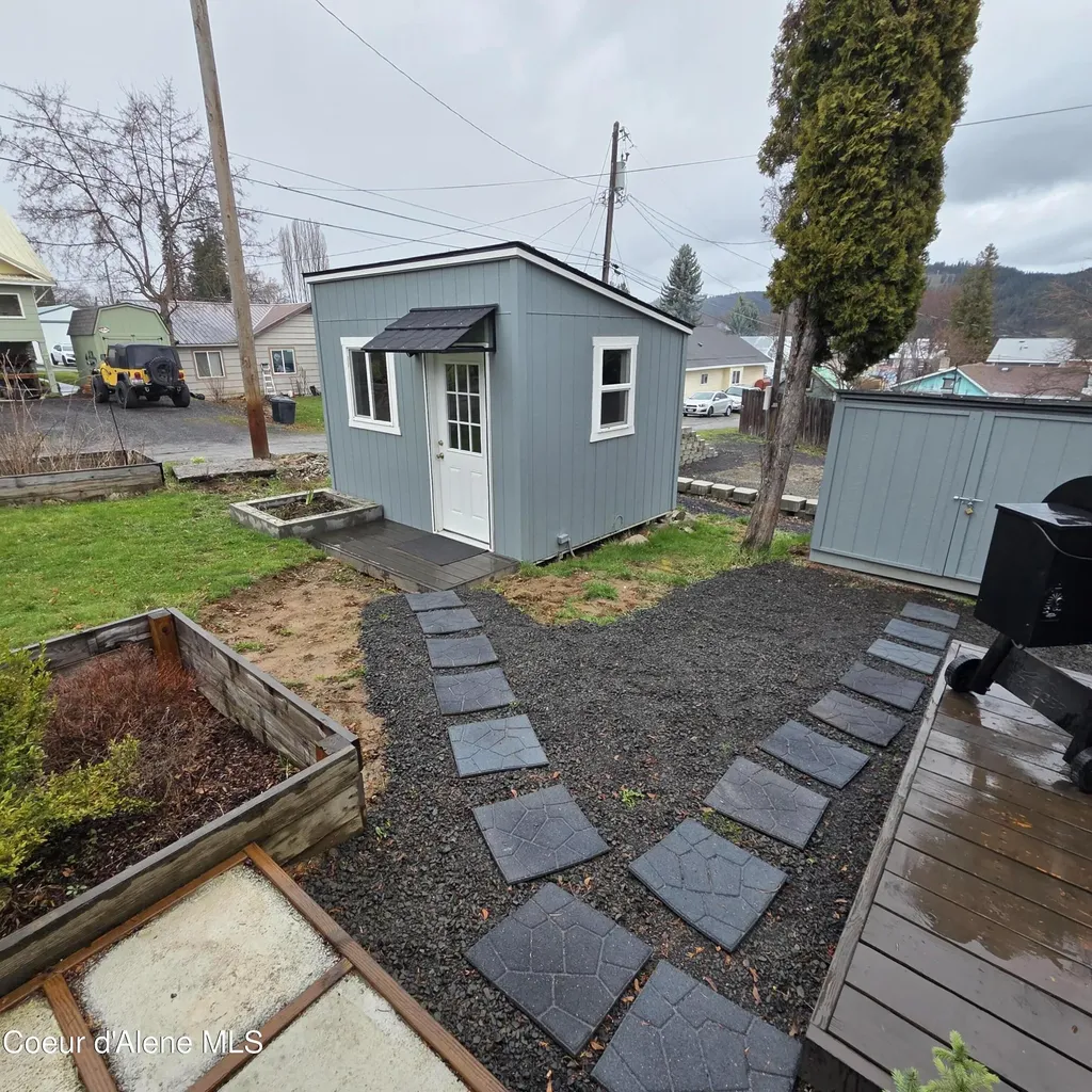 429 S 8th Street St. Maries ID 83861