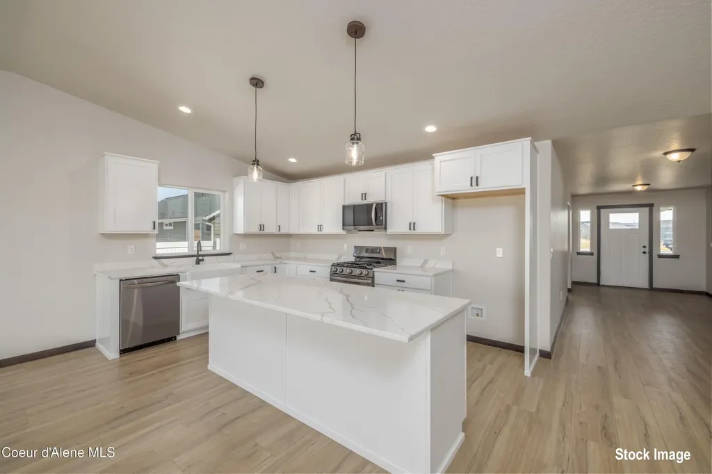 6962 W Constantine Lane Rathdrum ID 83858