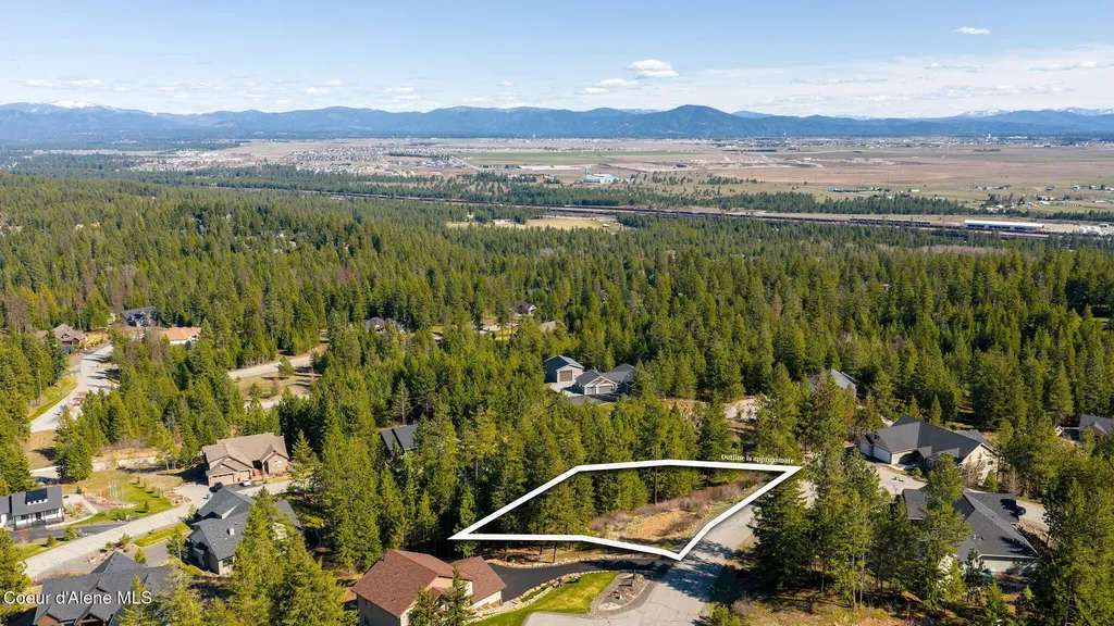 N Spiral Ridge Trail Rathdrum ID 83858