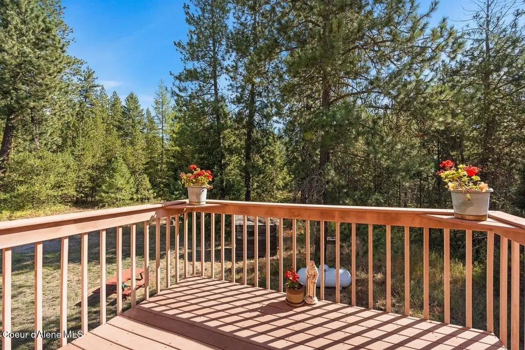 95 Twin Rivers Road Athol ID 83801