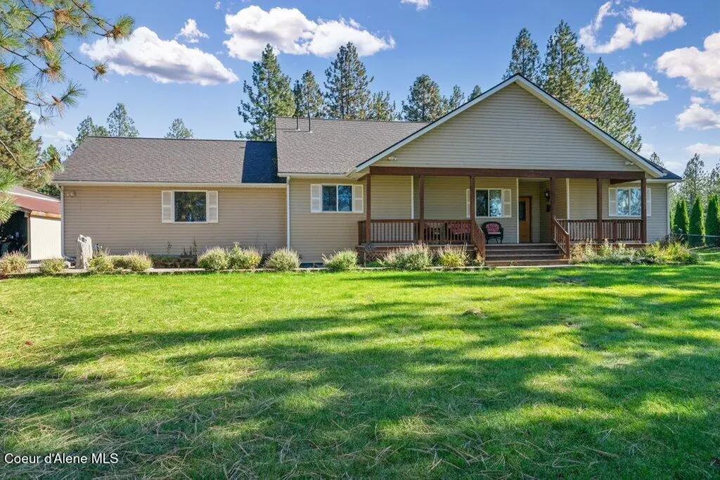 4308 E Rosemont Drive Athol ID 83801