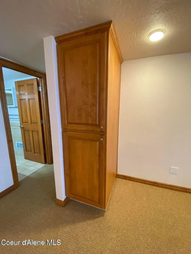 34152 Lakeside Avenue Bayview ID 83803