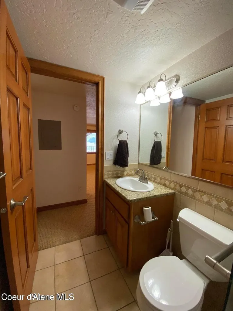 34152 Lakeside Avenue Bayview ID 83803