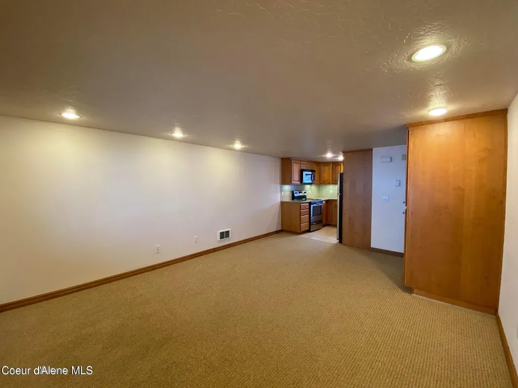 34152 Lakeside Avenue Bayview ID 83803
