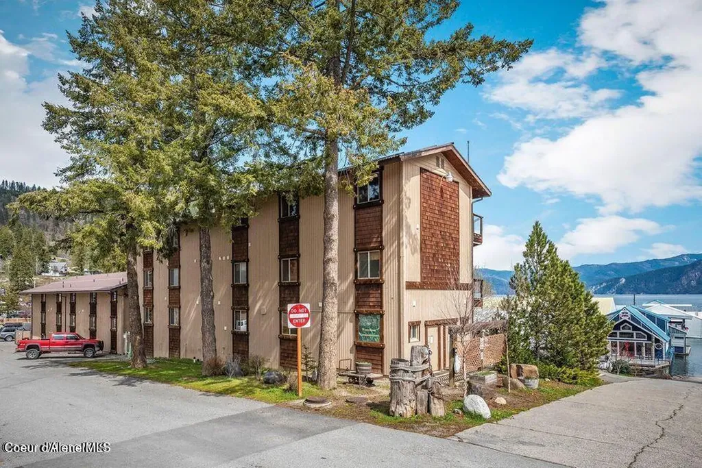 34152 Lakeside Avenue Bayview ID 83803