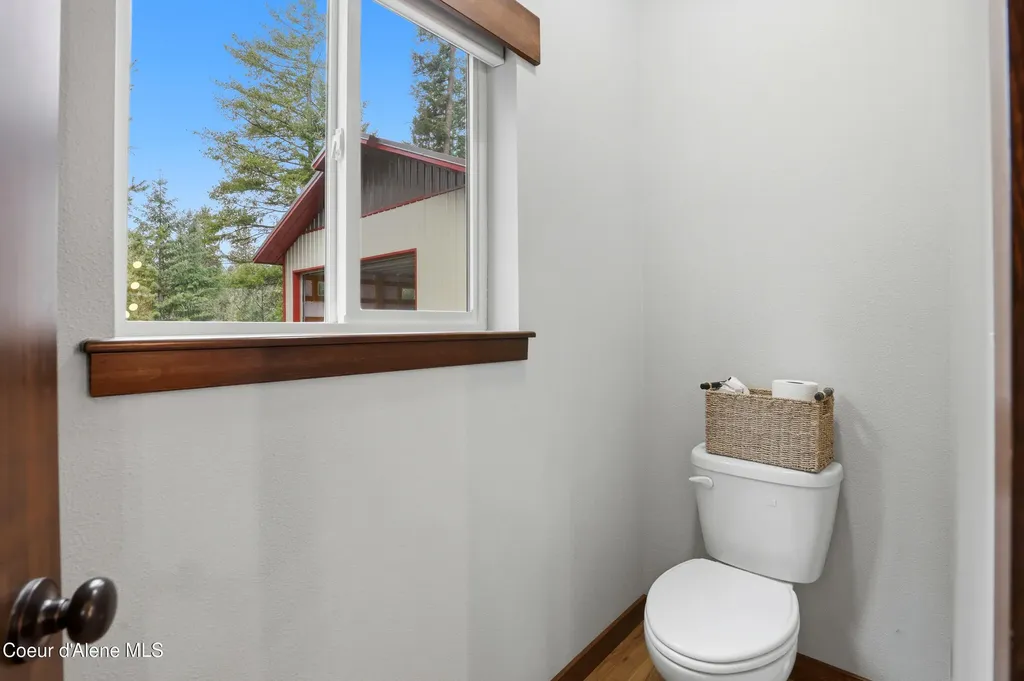 17953 W Sheltered Court Hauser ID 83854