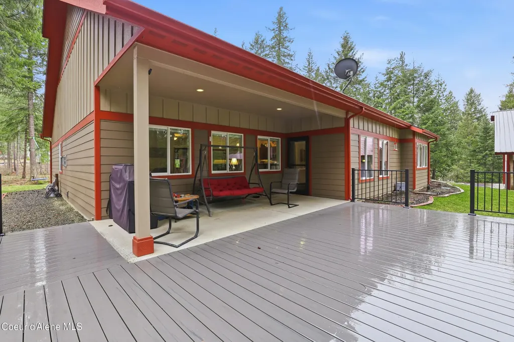 17953 W Sheltered Court Hauser ID 83854