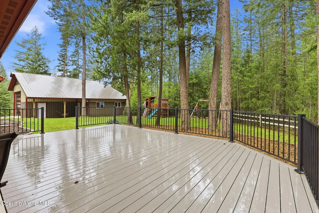 17953 W Sheltered Court Hauser ID 83854