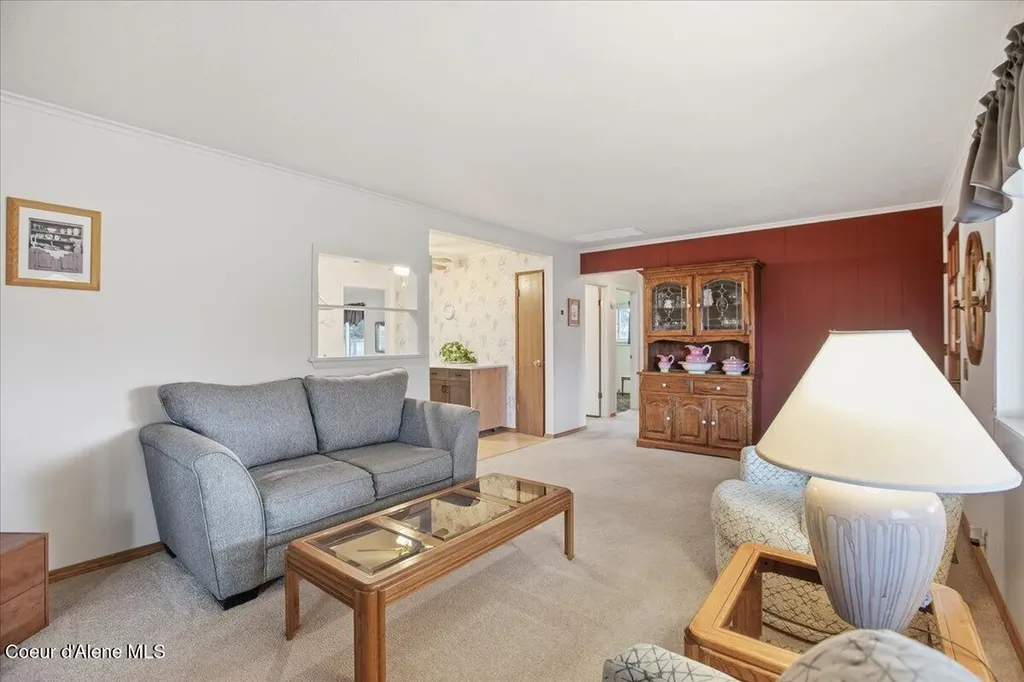 9519 N Baack Road Hayden ID 83835