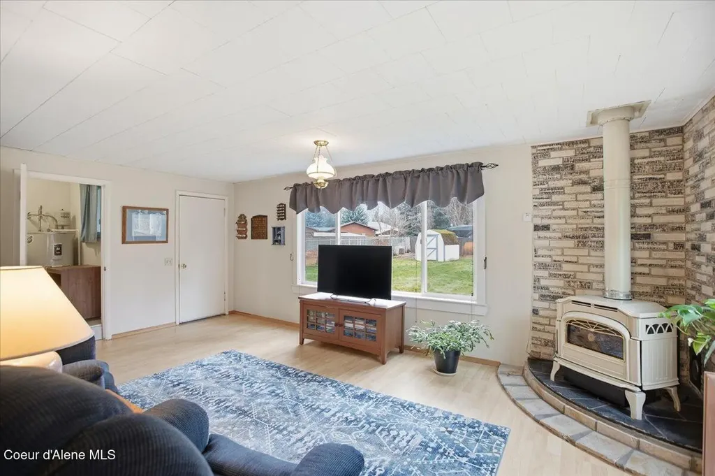 9519 N Baack Road Hayden ID 83835