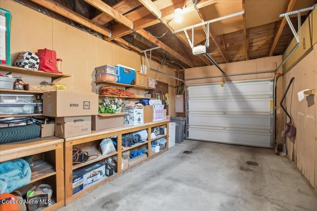 9519 N Baack Road Hayden ID 83835